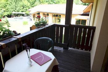 Le Bois Dormant-hotel Restaurant & Logis Hotel Champagnole