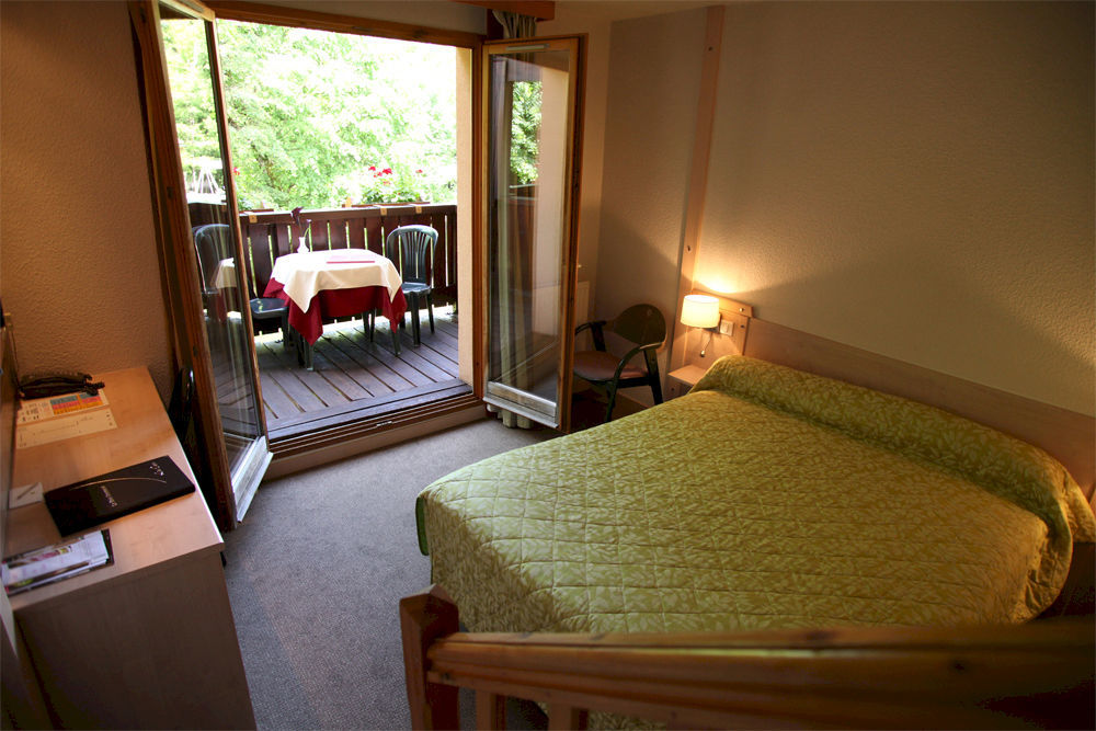 Le Bois Dormant-hotel Restaurant & Logis 3*